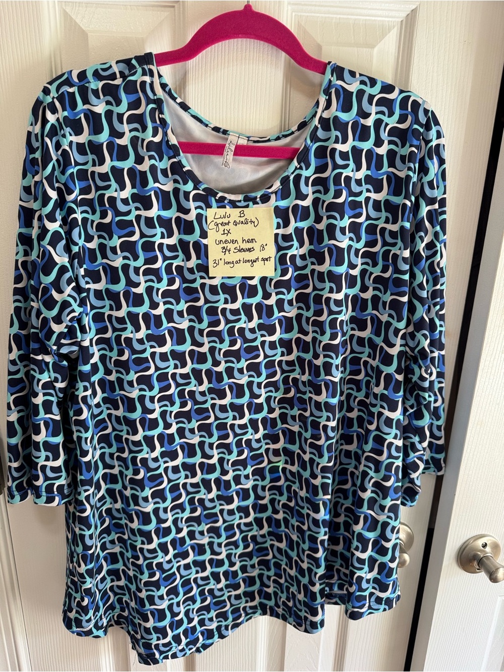 Lulu B brand Women's Blue Geometric Knit Top -